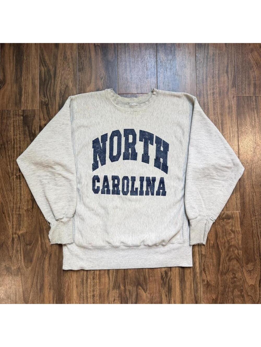 Vintage 80s 90s North Carolina UNC Reverse Weave Distressed Sweatshirt ~Large